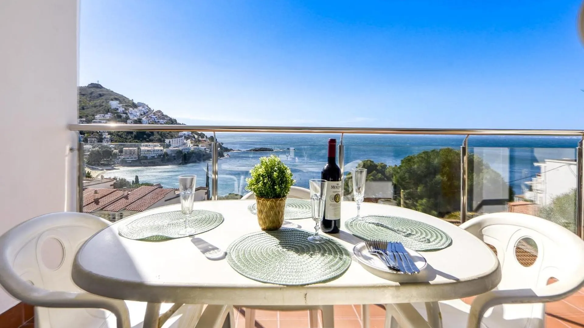 Cozy Apartment In Roses Centro 0*,  Spain