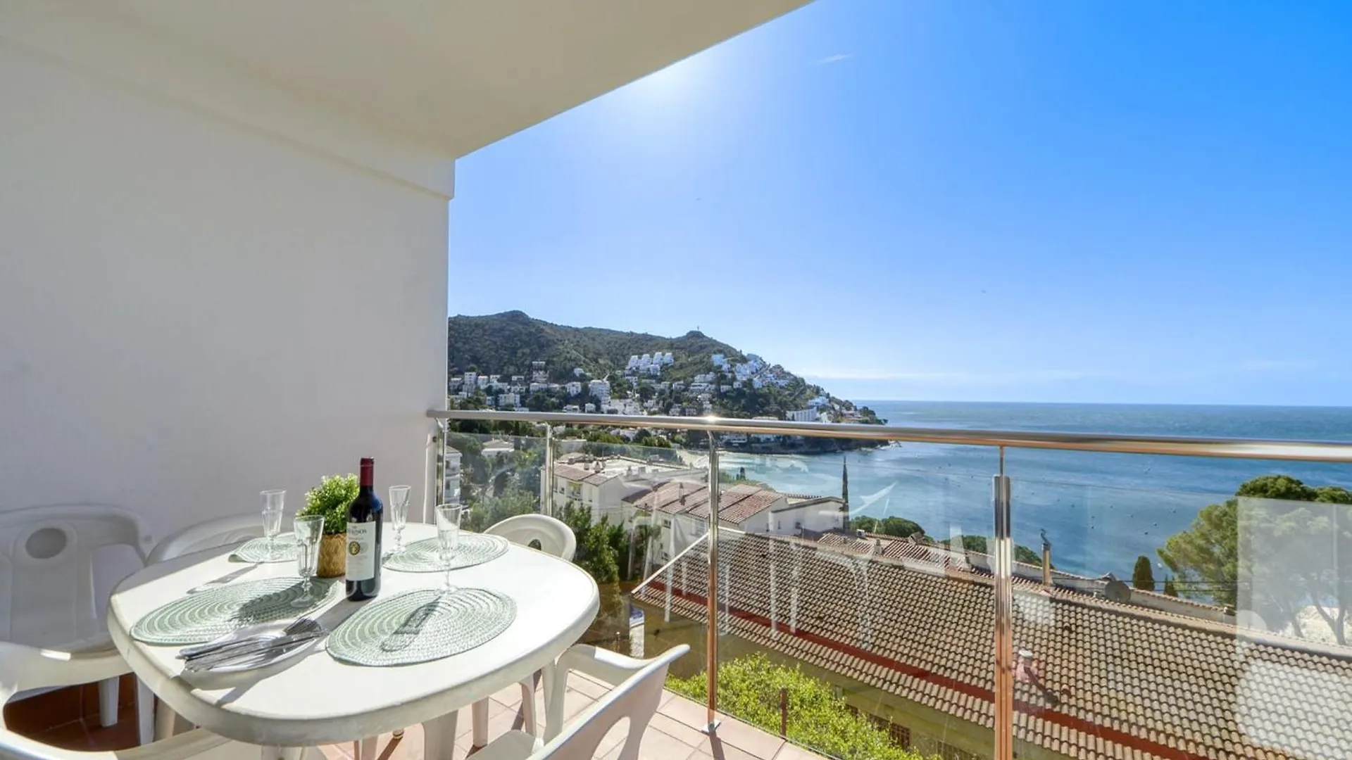 Cozy Apartment In Roses Centro
