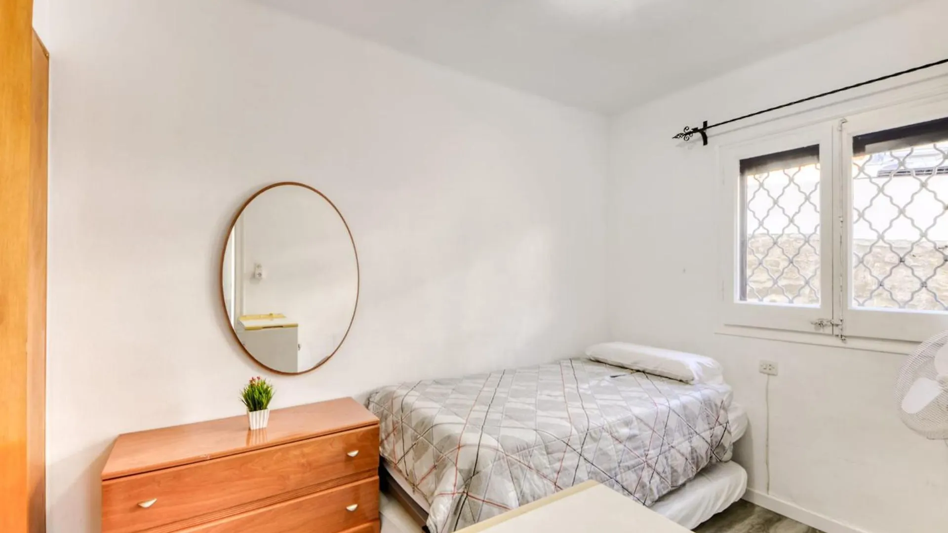 Cozy Apartment In Roses Centro